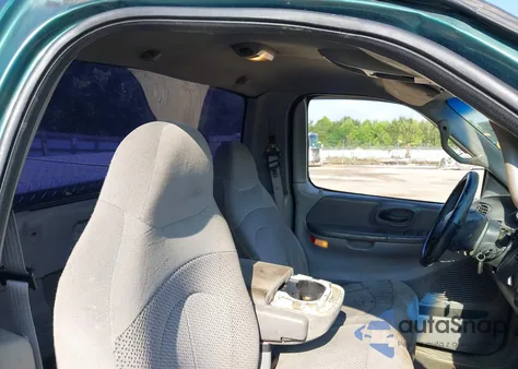 2000 Ford F-150 Work Series/Xl/Xlt z USA, uszkodzony, nr VIN 1FTRF18L5YNB41056